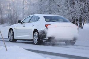 Шпионские снимки Maserati Quattroporte 2017 года 