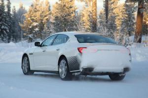 Шпионские снимки Maserati Quattroporte 2017 года 