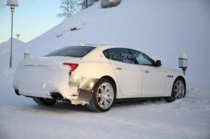 Шпионские снимки Maserati Quattroporte 2017 года 