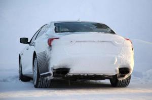 Шпионские снимки Maserati Quattroporte 2017 года 