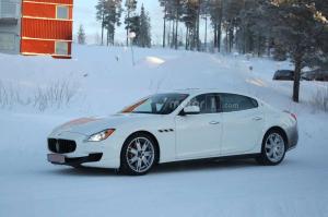 Шпионские снимки Maserati Quattroporte 2017 года 