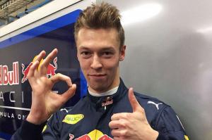 Даниил Квят отработал на тестах Pirelli