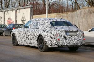 Шпионские снимки Rolls-Royce Phantom 2017 года 
