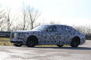 Шпионские снимки Rolls-Royce Phantom 2017 года 
