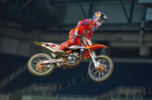 AMA Supercross 2015 этап 12 - Детройт 