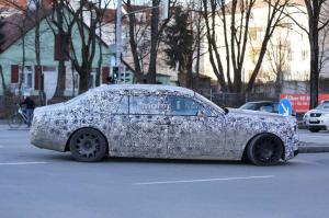 Шпионские снимки Rolls-Royce Phantom 2017 года 