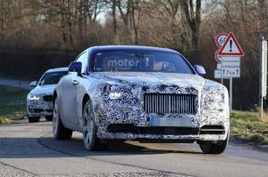 Rolls-Royce вывел на тесты обновленный Wraith