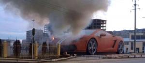 В Дагестане пожар испортил самый большой суперкар Lamborghini