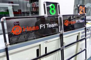 15 февраля в Haas F1 впервые заведут двигатель
