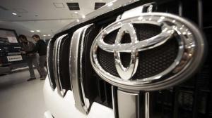 Toyota остается в России