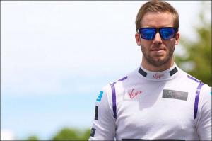 Поул в Буэнос-Айресе выиграл Сэм Бёрд