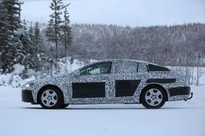 Шпионские снимки Opel Insignia 2017 года 