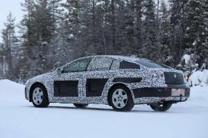 Шпионские снимки Opel Insignia 2017 года 