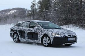 Шпионские снимки Opel Insignia 2017 года 