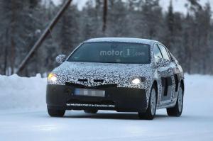 Шпионские снимки Opel Insignia 2017 года 