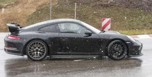 Обновлённое купе Porsche 911 GT3 2017 замечено на тестах в Германии