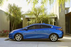General Motors может продать силовую установку Chevrolet Volt другим автопроизводителям