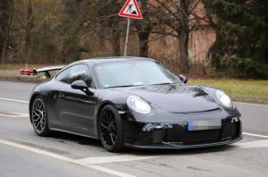 Porsche представит обновленный 911 GT3 на автосалоне в Женеве