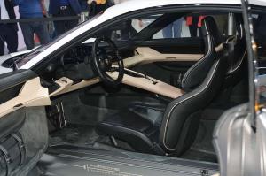 Porsche выпустит свой первый электрокар в 2020 году