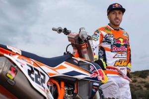 Антонио Кайроли продлил контракт с KTM