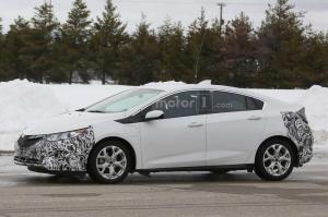 Шпионские снимки Opel Ampera 2017 года 