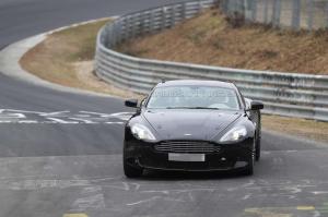 Шпионские снимки Aston Martin DB9 2017 года 