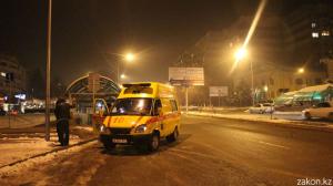 В Алматы сбитый машиной парень скрылся с места происшествия 