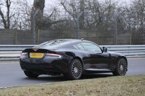 Шпионские снимки Aston Martin DB9 2017 года 