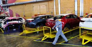 С конвейера завода во Владивостоке сошел 90 000-ый автомобиль Mazda