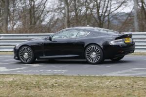 Шпионские снимки Aston Martin DB9 2017 года 
