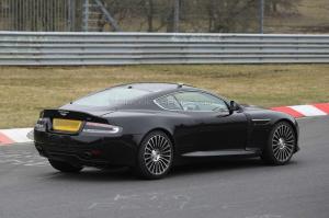 Шпионские снимки Aston Martin DB9 2017 года 