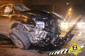 Lexus перевернулся на пр. Райымбека в Алматы 