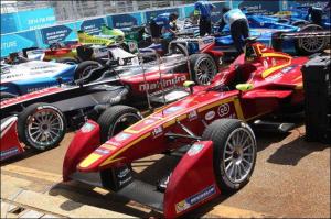 FIA назвала восемь производителей