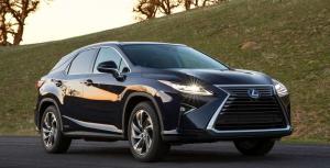 Lexus увеличивший реализацию автомобилей премиум-сегмента в России на 57 процентов