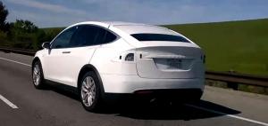 Шпионские снимки Tesla Model X 2016 года 