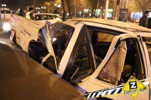 Пьяный водитель BMW X5 "собрал" автомобили на светофоре 