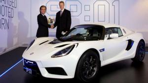 Выпущен первый серийный электрокар Detroit Electric SP:01