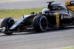 В Renault уже готовятся к 2017 году