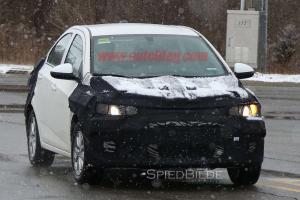 Шпионские снимки Chevrolet Aveo 2017 года 
