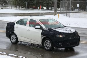 Шпионские снимки Chevrolet Aveo 2017 года 