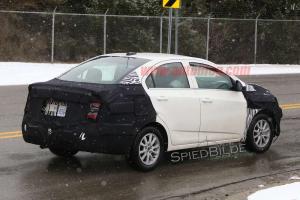 Шпионские снимки Chevrolet Aveo 2017 года 