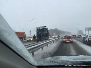 Крупное ДТП произошло на МКАД в районе авторынка