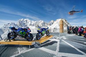 2016 Yamaha YZR-M1 MotoGP в горах Монблан 