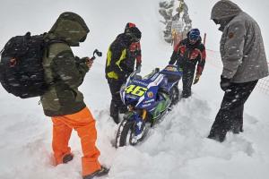 2016 Yamaha YZR-M1 MotoGP в горах Монблан 