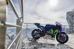 2016 Yamaha YZR-M1 MotoGP в горах Монблан 