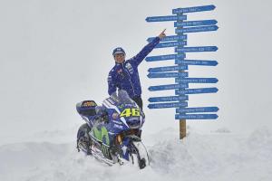 2016 Yamaha YZR-M1 MotoGP в горах Монблан 