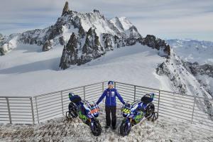 2016 Yamaha YZR-M1 MotoGP в горах Монблан 