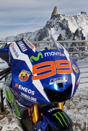 2016 Yamaha YZR-M1 MotoGP в горах Монблан 
