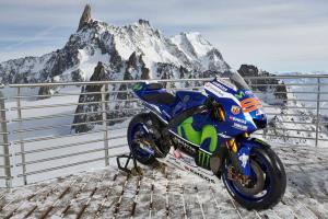 2016 Yamaha YZR-M1 MotoGP в горах Монблан 