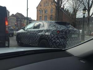 Шпионские снимки Lexus RX 2016 года 